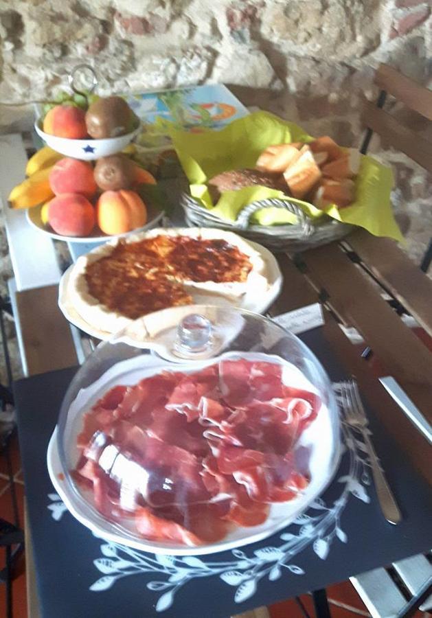 B&B Ocagiuliva Riparbella Bagian luar foto